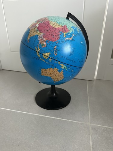 Educational desktop world - educational,