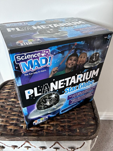 Science mad planetarium star - mad!,
